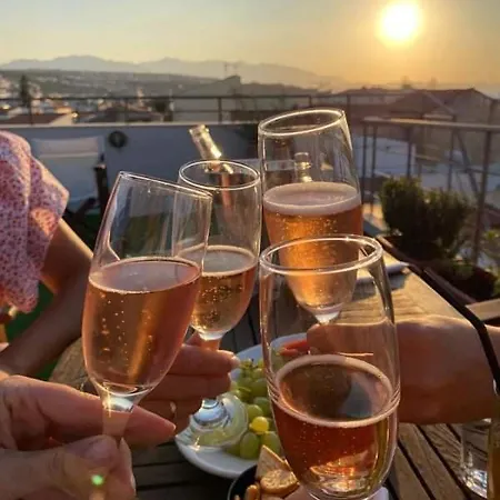 アパートホテル Archontiko Old Town レティムノ