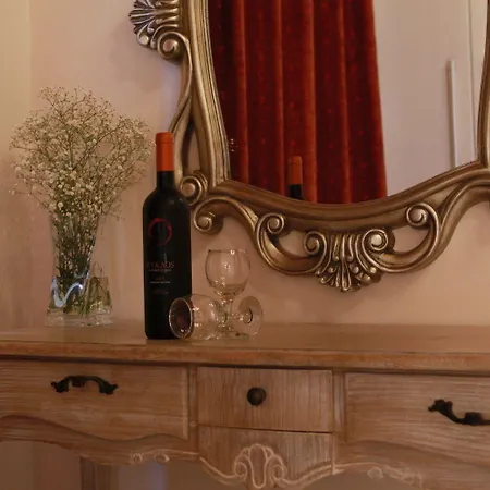 Archontiko Old Town 4* レティムノ