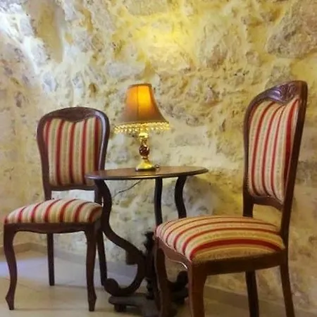 Archontiko Old Town 5* 레팀노