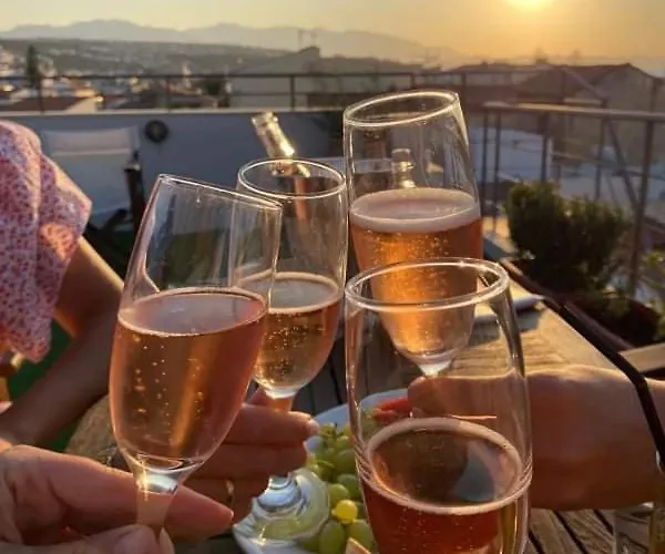 Апарт-готель Archontiko Old Town Ретимно (Крит)