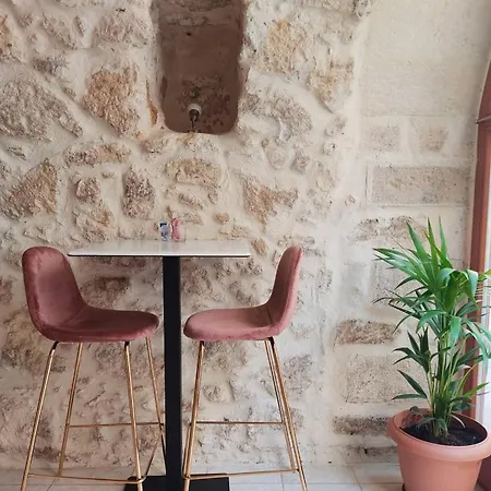 Archontiko Old Town شقة فندقية