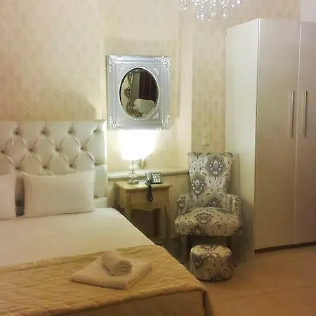 Archontiko Old Town 4* 罗希姆诺