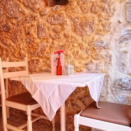 Archontiko Old Town
