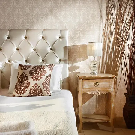 Archontiko Old Town ريثيمنو